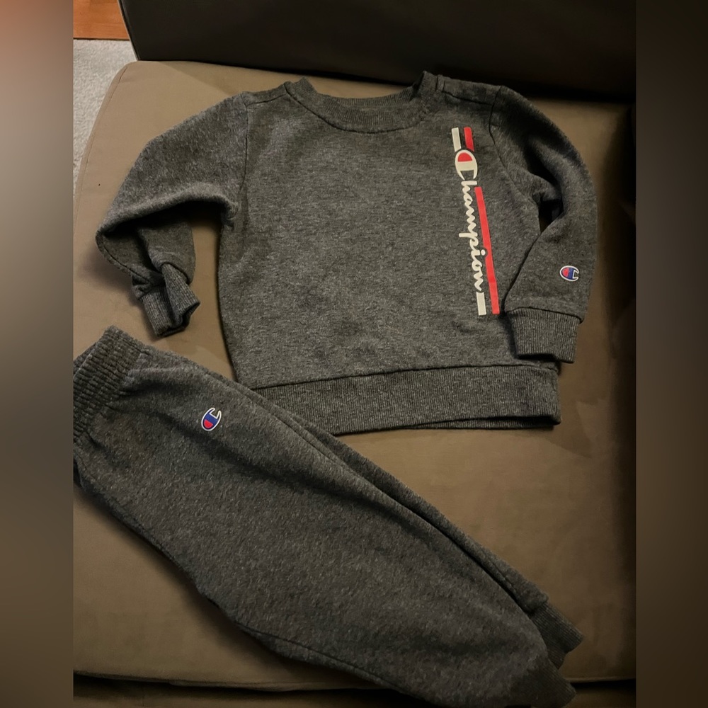 Champion sweatsuit 24m